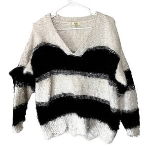 Kori America Fuzzy Sweater Black & White striped V-neck Women's sz M/L Oversized